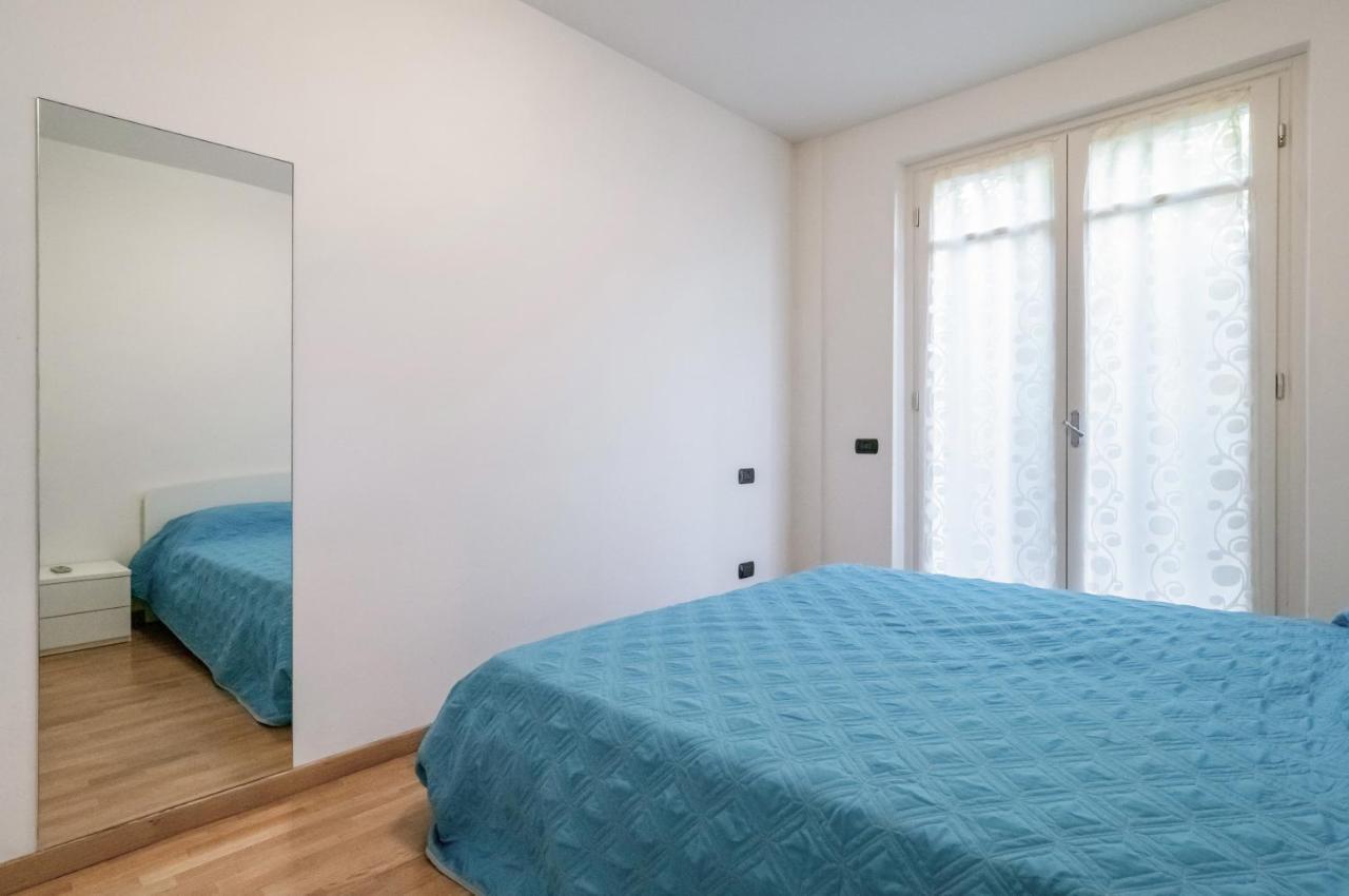 Apartamento Piana Di Solaro Modern Flat & Swimming Pool Lerici Exterior foto